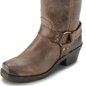 FRYE Women's Harness 12R Boot, Smoke, 10 M US - EUC